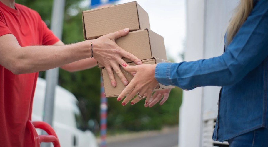 where is princess royal parcel hub